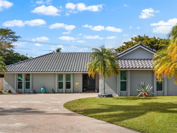 6975 Bianchini Circle, Boca Raton, FL 33433