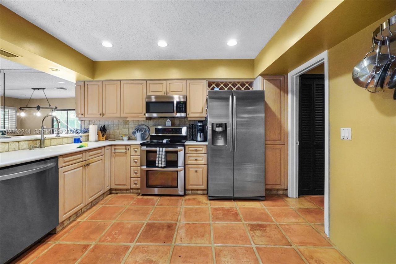 6975 Bianchini Circle, Boca Raton, FL 33433 Photo