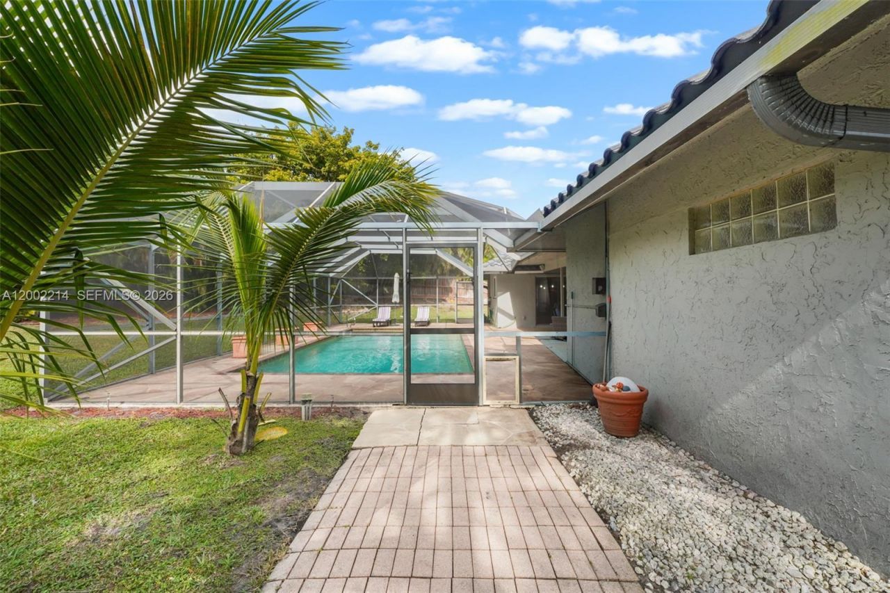 6975 Bianchini Circle, Boca Raton, FL 33433 Photo