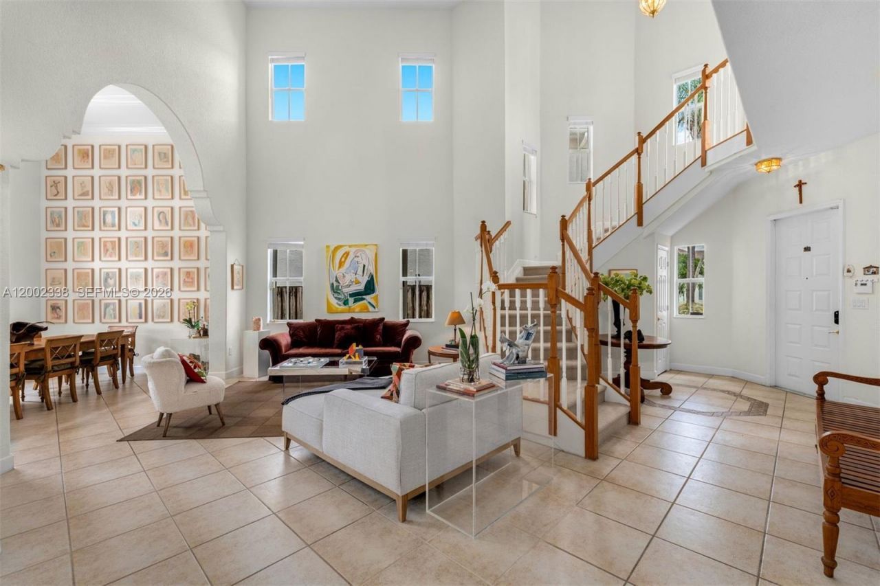 6914 NW 113th Pl, Doral, FL 33178 Photo