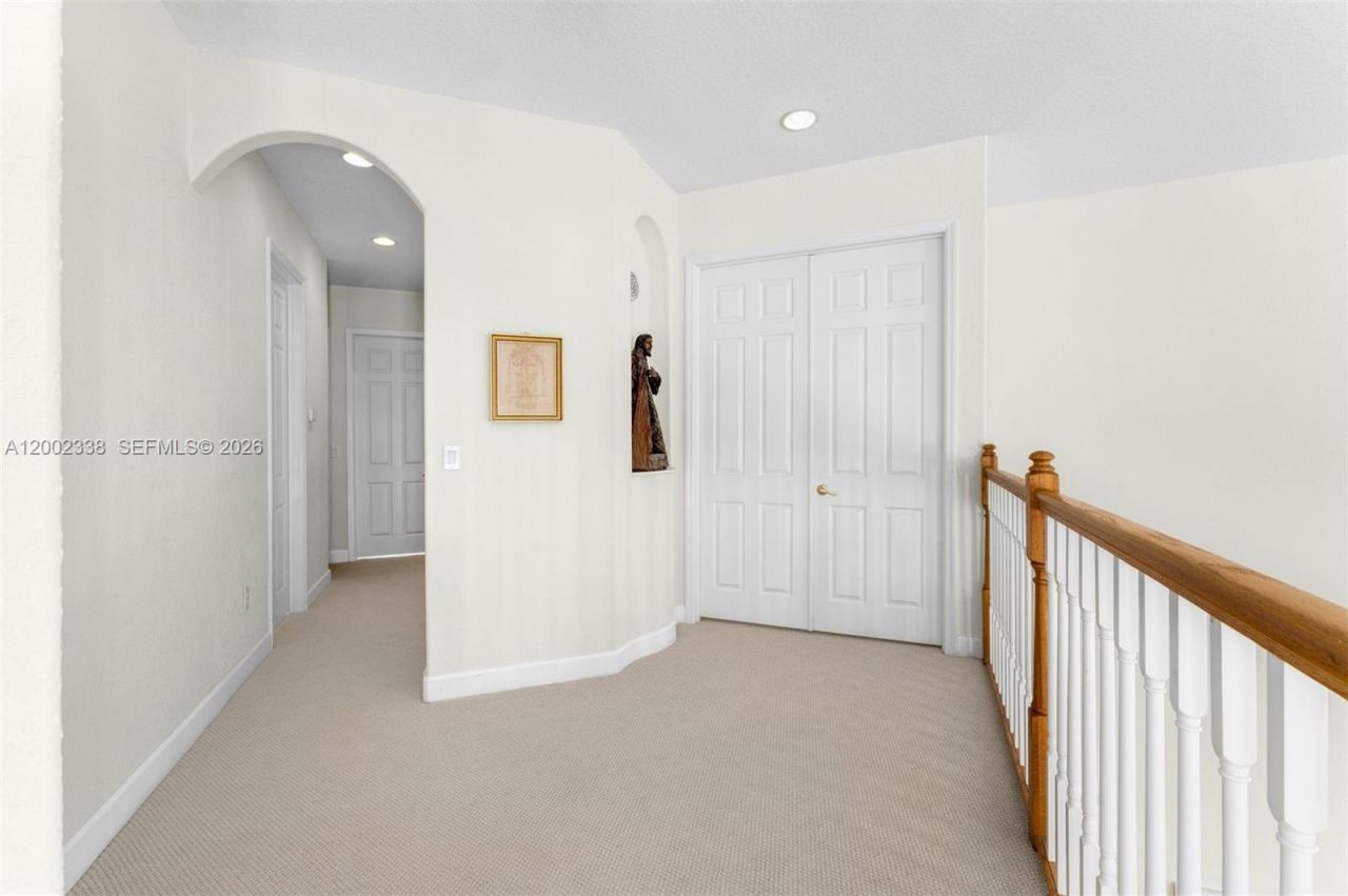 6914 NW 113th Pl, Doral, FL 33178 Photo