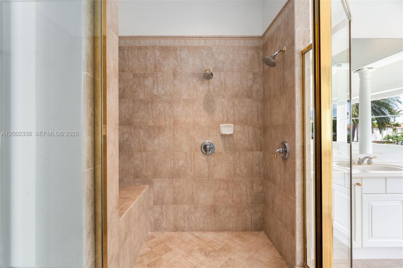 6914 NW 113th Pl, Doral, FL 33178 Photo