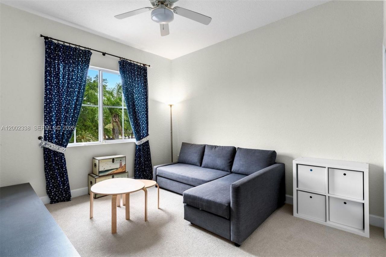 6914 NW 113th Pl, Doral, FL 33178 Photo