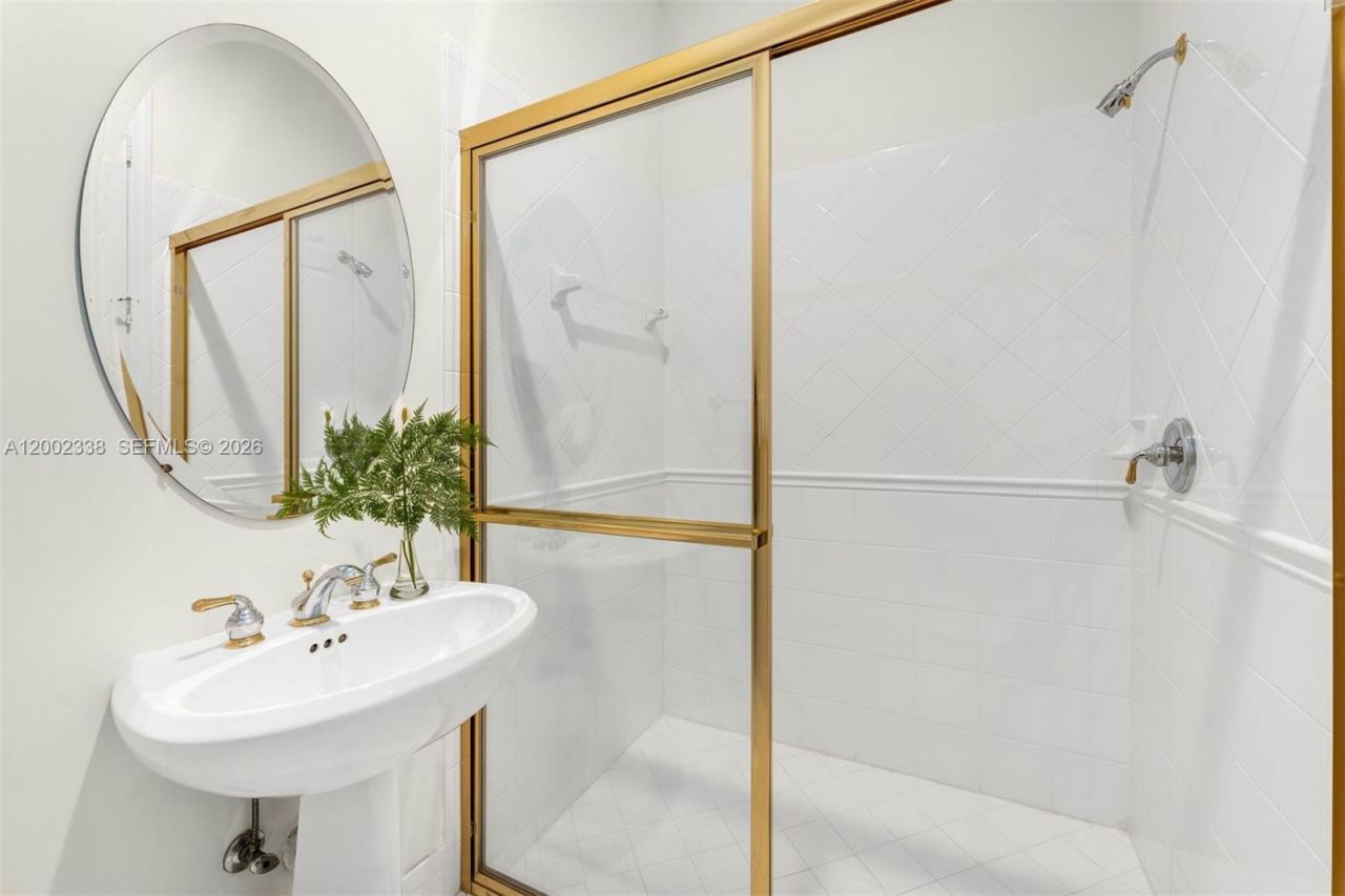 6914 NW 113th Pl, Doral, FL 33178 Photo