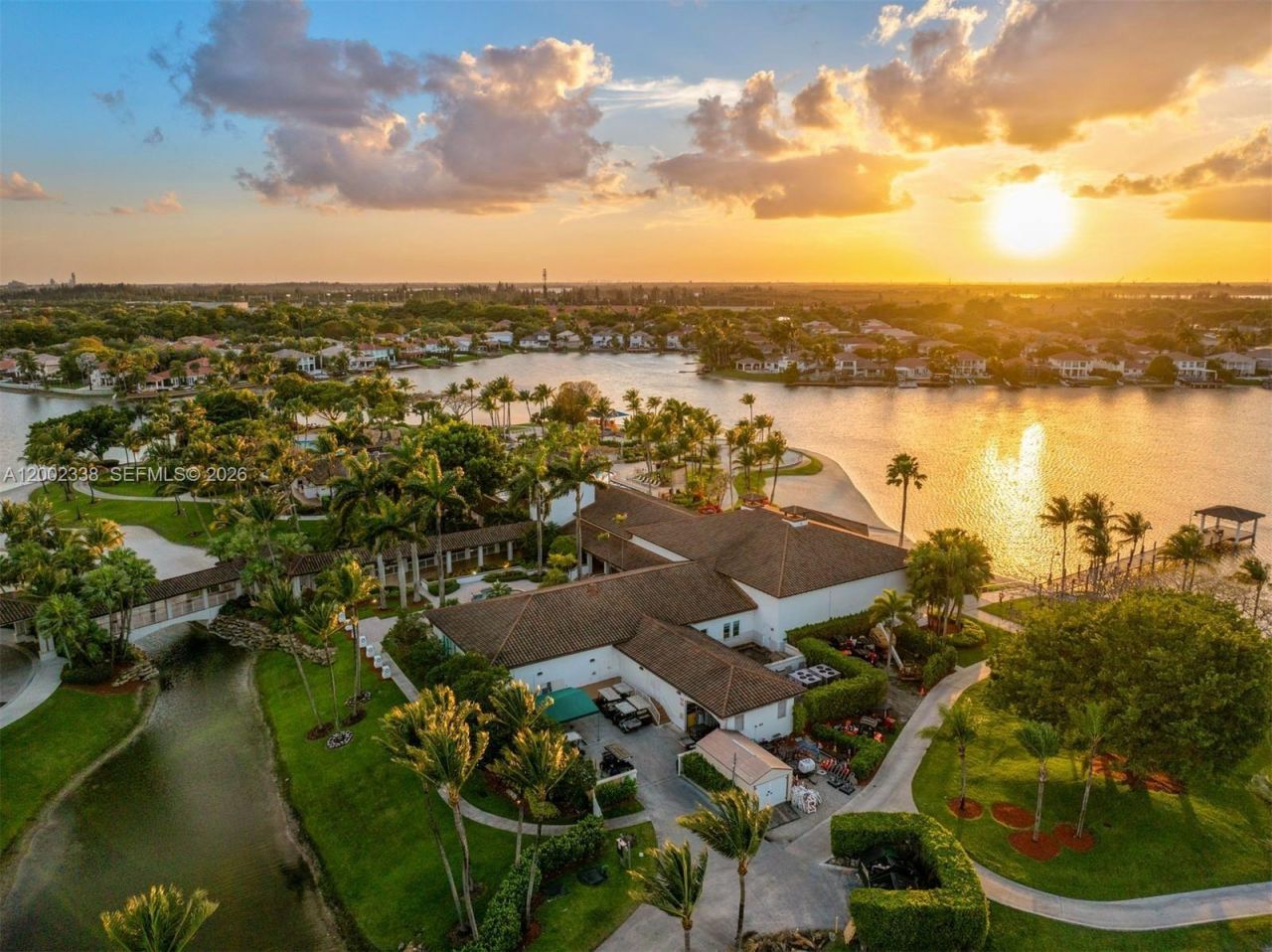 6914 NW 113th Pl, Doral, FL 33178 Photo