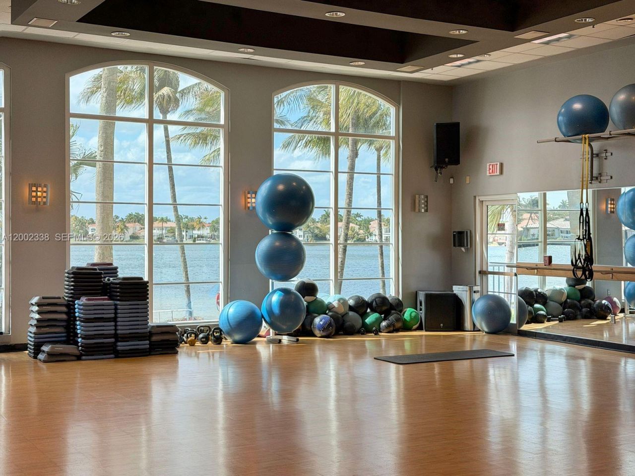 6914 NW 113th Pl, Doral, FL 33178 Photo