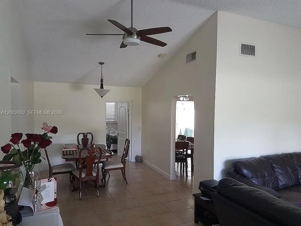 12011 NW 33rd St, Sunrise, FL 33323 Photo