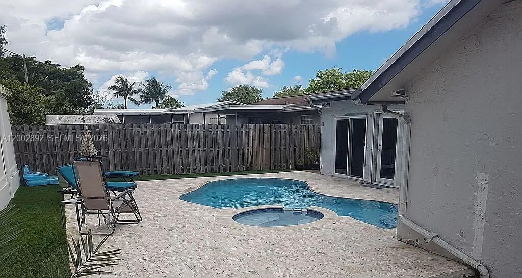12011 NW 33rd St, Sunrise, FL 33323 Photo