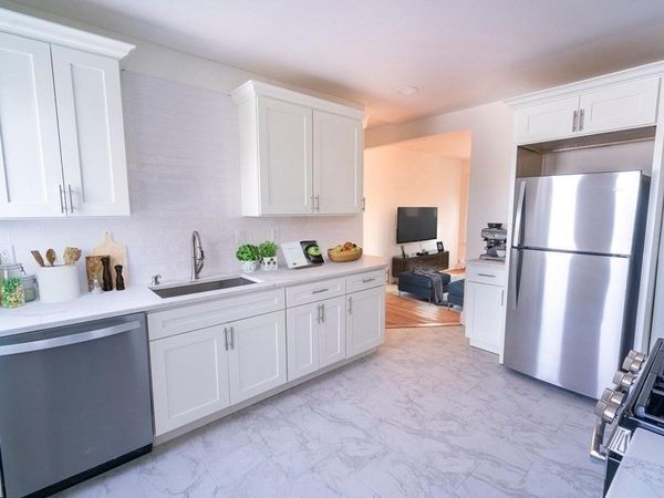 302 Summit Ave, Unit 1, Boston, MA 02135