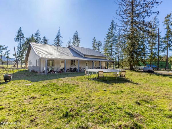2760 S Sagle RD , Sagle, ID 83860