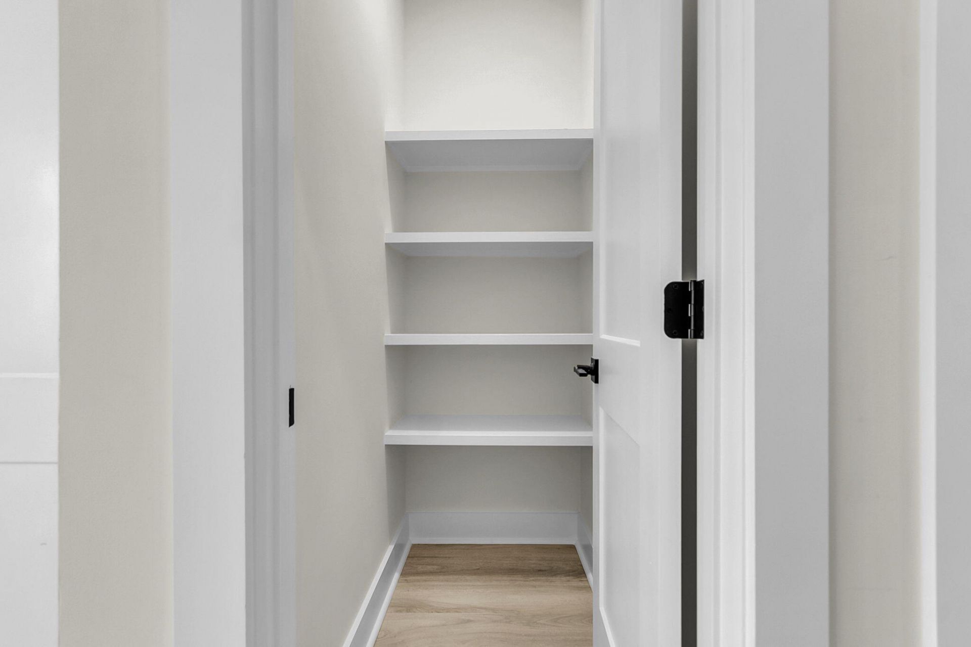 1620 Refuge Run Photo 12