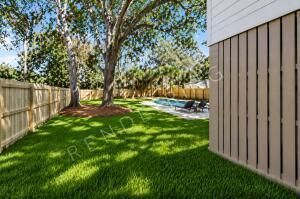 1620 Refuge Run Photo 36