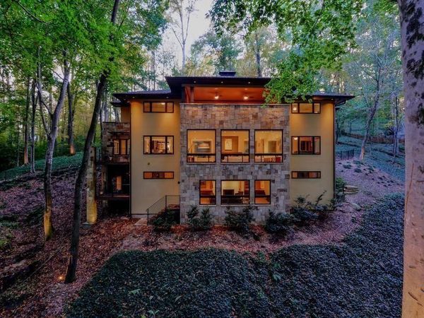 1180 E Beechwood Drive NW, Atlanta, GA 30327