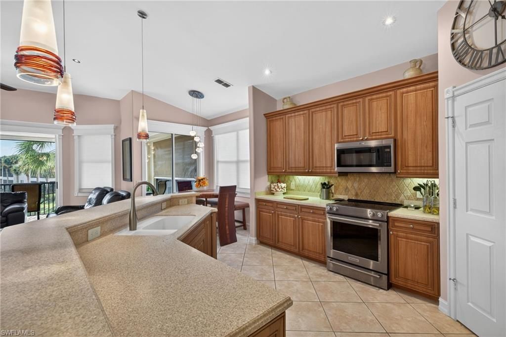 21810 Palmetto Dunes Dr, Unit 202, Estero, FL 33928 Photo