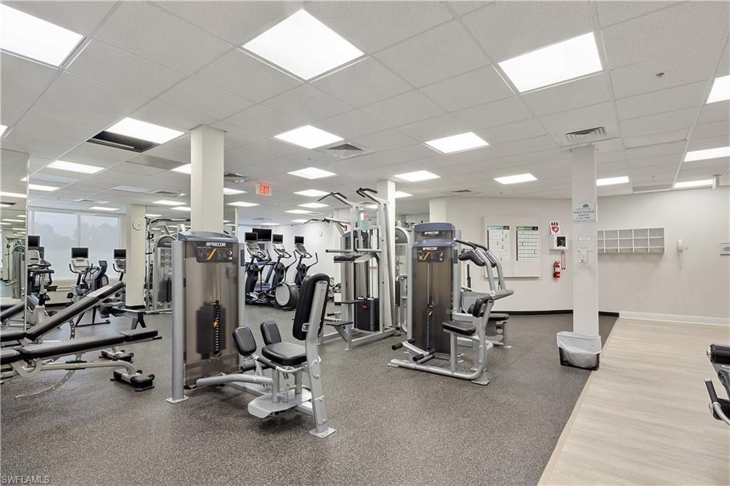 14811 Sterling Oaks Dr, Naples, FL 34110 Photo
