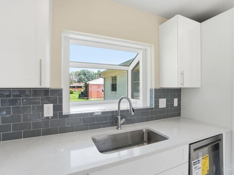 1828 Aspenhill Drive, Cincinnati, OH 45240 Photo 11