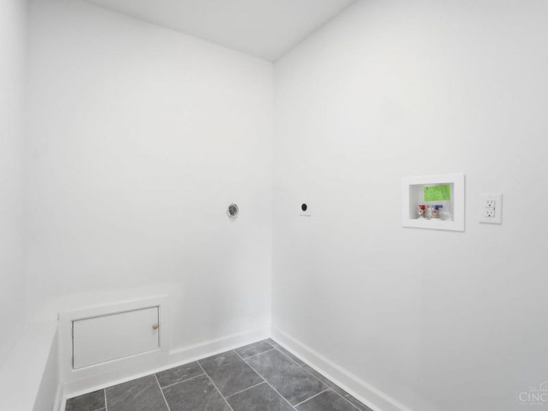 1828 Aspenhill Drive, Cincinnati, OH 45240 Photo 13