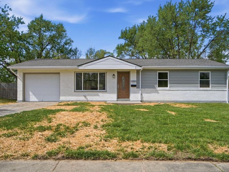 1828 Aspenhill Drive, Cincinnati, OH 45240 Photo 2