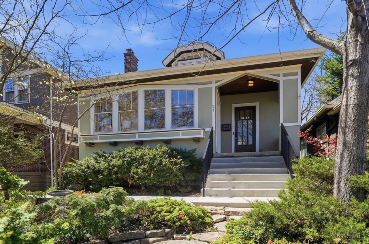 24 Arcadia Place, Cincinnati, OH 45208 Main Photo