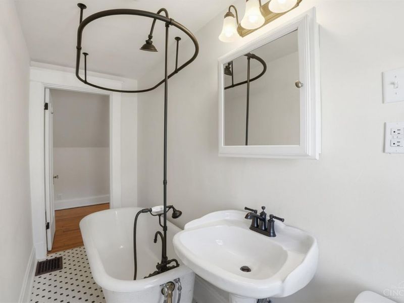 24 Arcadia Place, Cincinnati, OH 45208 Photo 28