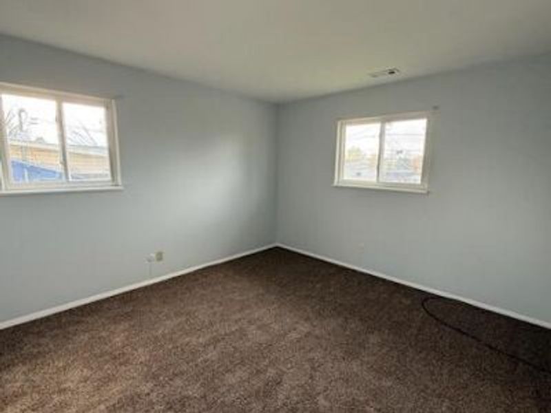 906 W Lake Avenue, New Carlisle, OH 45344 Photo 23