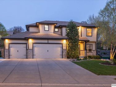 2103 S 195th Street , Omaha, NE 68130