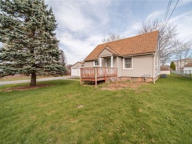 118 Oak Drive, Syracuse, NY 13212