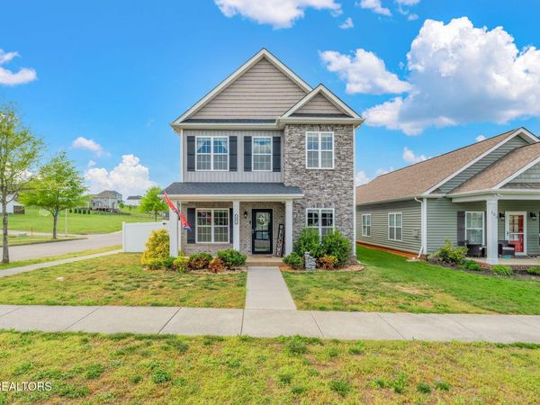 101 Hardinberry St, Oak Ridge, TN 37830