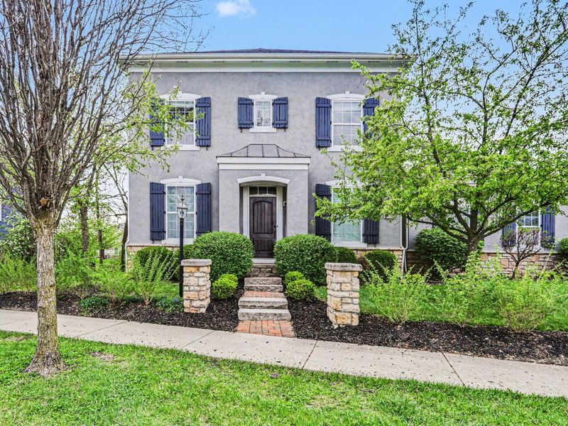 9351 Burnett Lane, Dublin, OH 43017 Photo 2