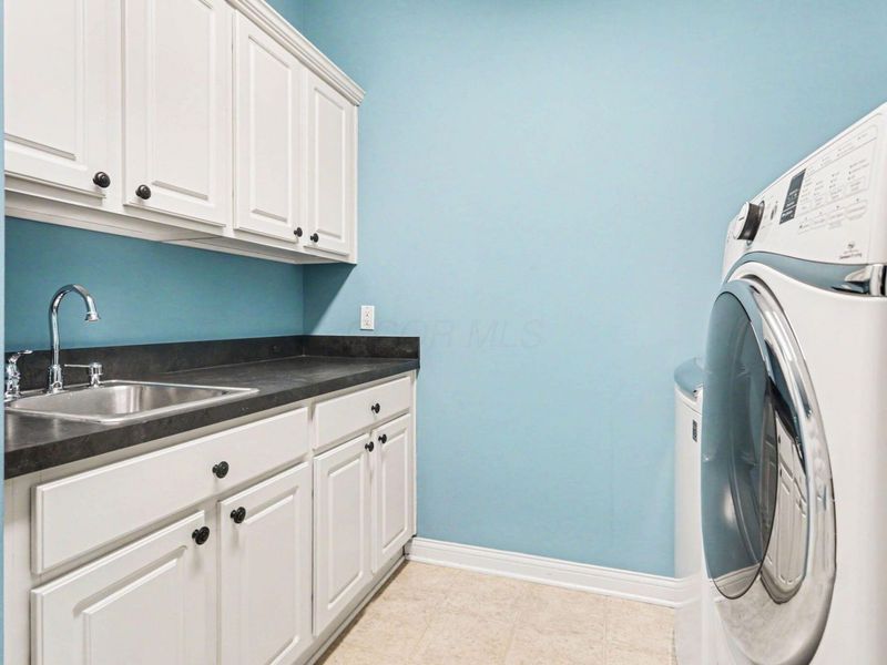 9351 Burnett Lane, Dublin, OH 43017 Photo 22