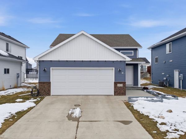 7373 17th Street S, Fargo, ND 58104