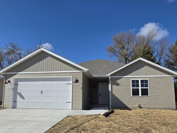 434 VILLAGE LANE, Ripon, WI 54971