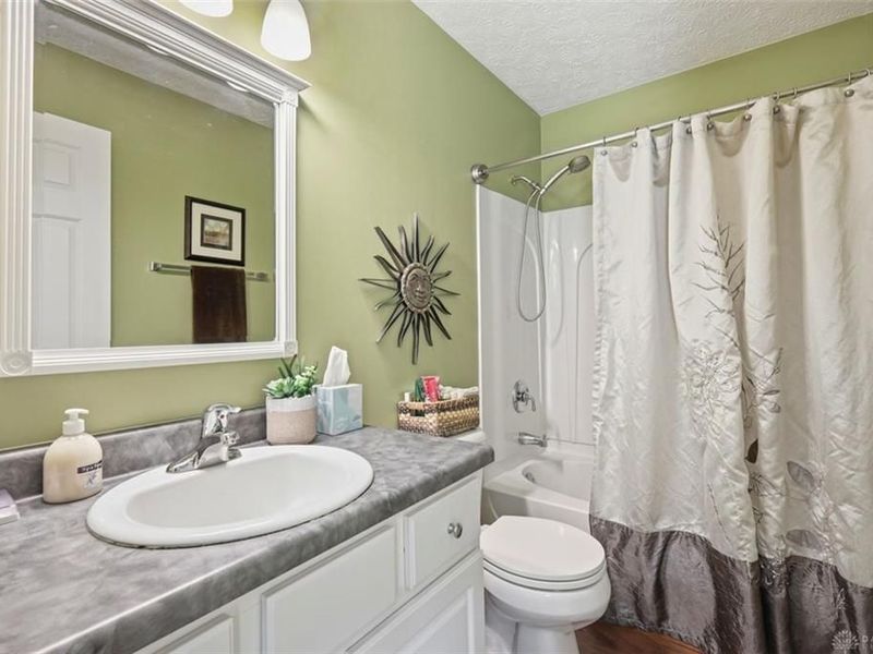 596 Terrace Creek Court, Clearcreek Township, OH 45036 Photo 28