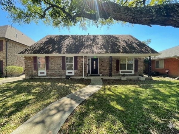 2272 NEW YORK Street, New Orleans, LA 70122