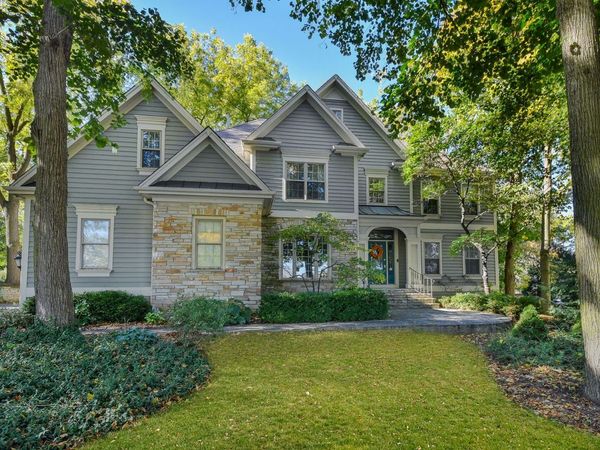 0N030 N Mill Creek Drive, Geneva, IL 60134