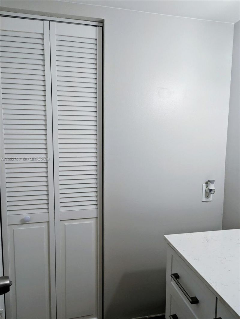 7160 Fairway Dr, Unit J18, Miami Lakes, FL 33014 Photo