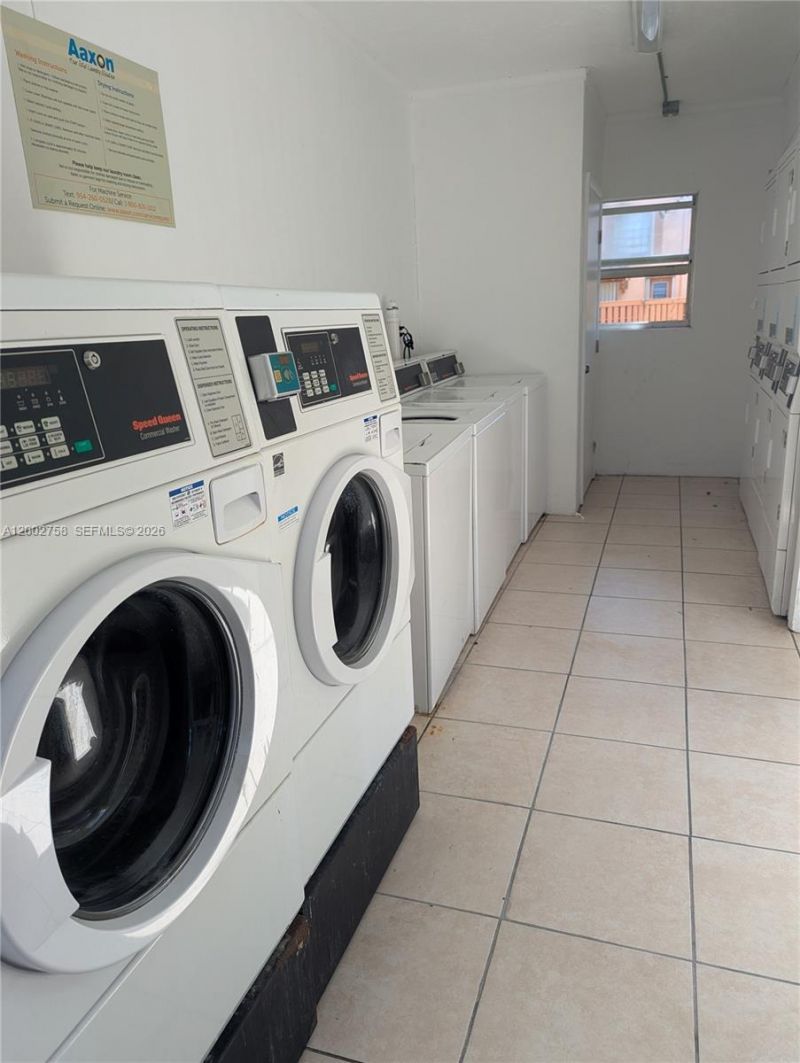 7160 Fairway Dr, Unit J18, Miami Lakes, FL 33014 Photo