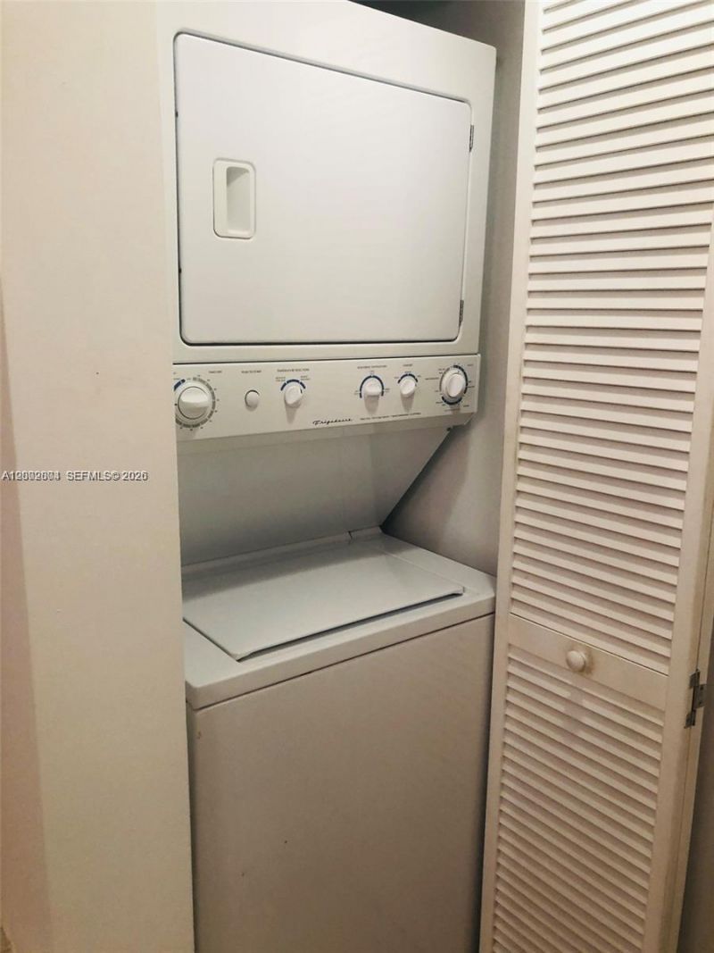 1750 N Bayshore Dr, Unit 2109, Miami, FL 33132 Photo