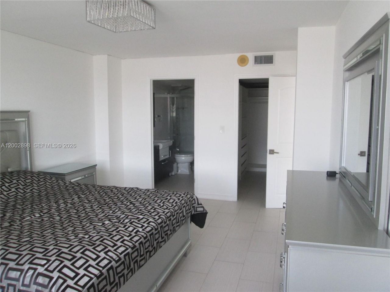 251 174th St, Unit 2208, Sunny Isles Beach, FL 33160 Photo