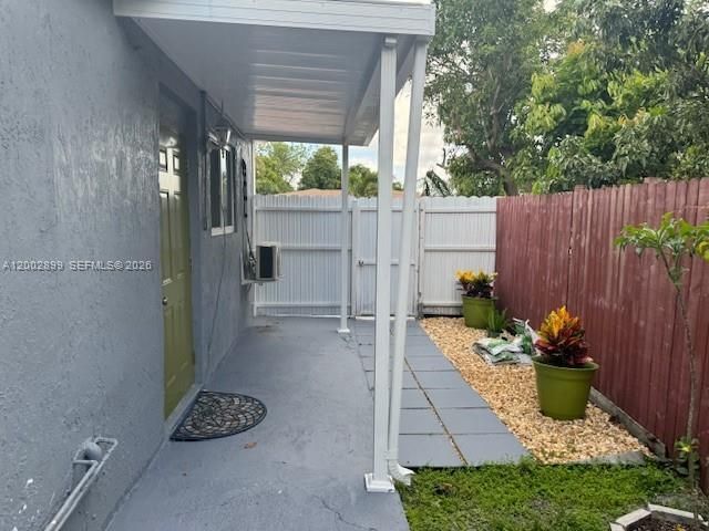 6471 SW 27th St, Unit 1 & 2, Miramar, FL 33023 Photo
