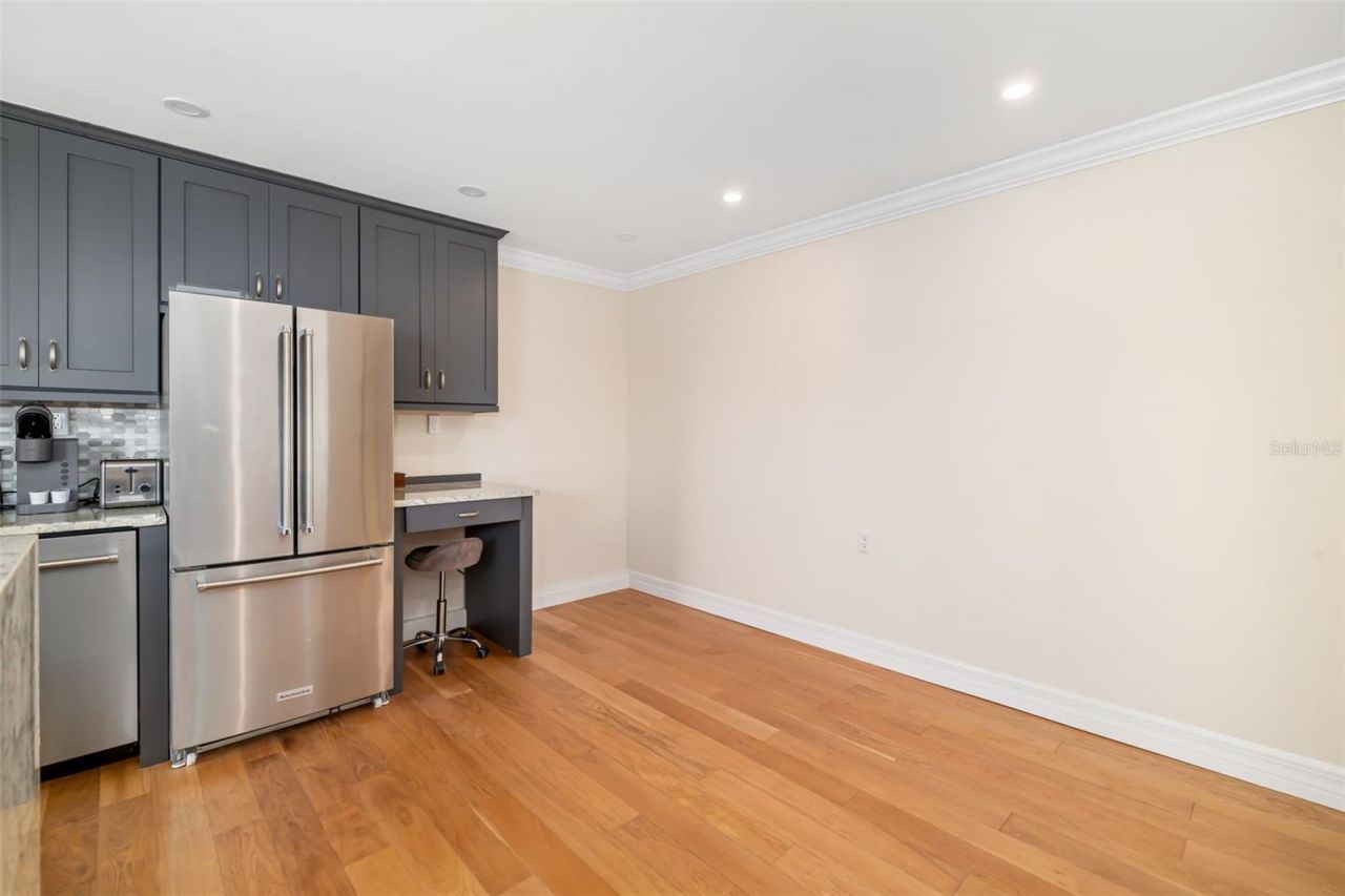 763 John Ringling Boulevard, Unit 22, Sarasota, FL 34236 Photo