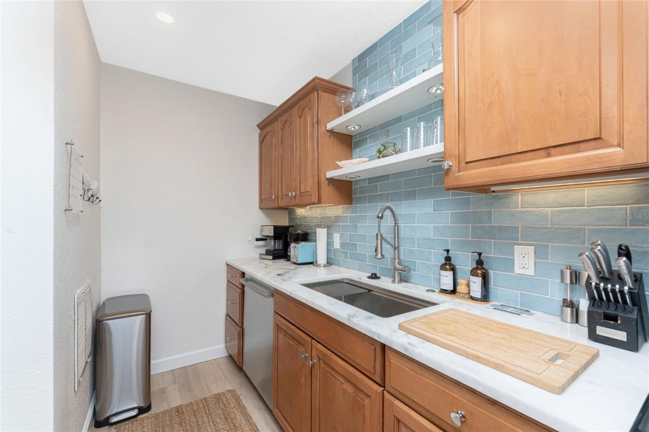 1500 Park Beach Circle, Unit 3D, Punta Gorda, FL 33950 Photo