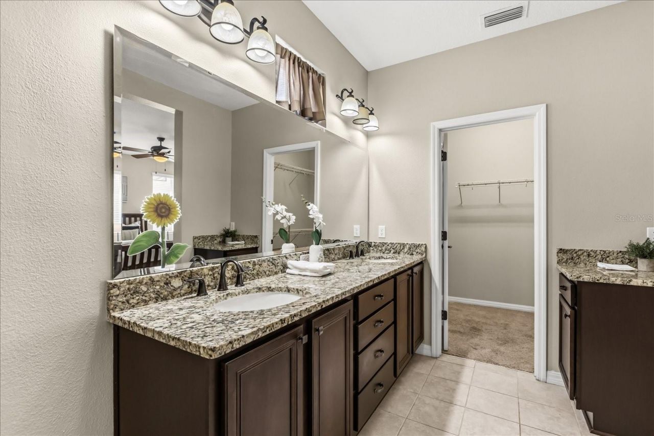 126 Bayou Bend Road, Groveland, FL 34736 Photo