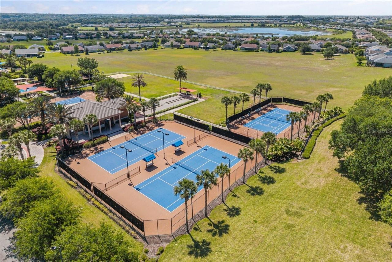 126 Bayou Bend Road, Groveland, FL 34736 Photo