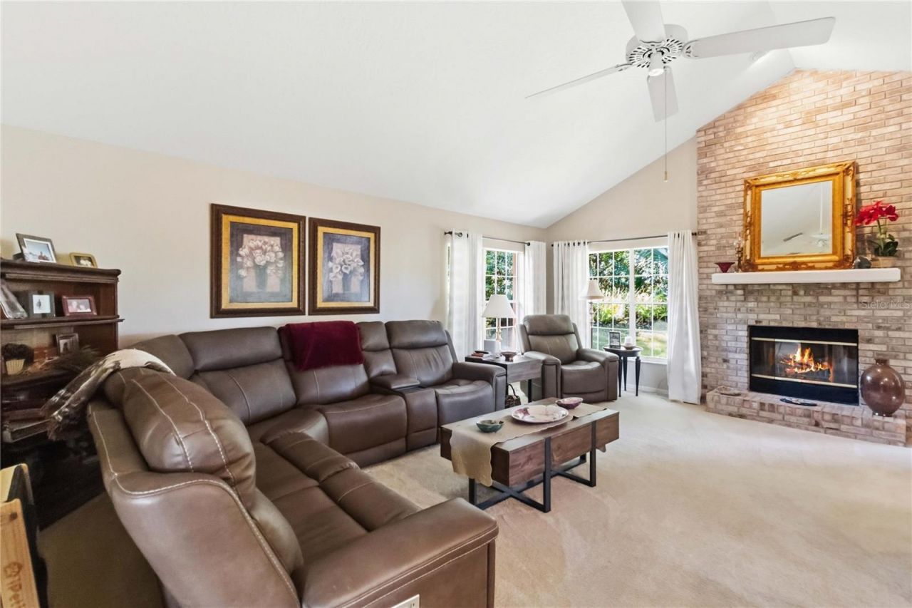 2043 Sawgrass Drive, Apopka, FL 32712 Photo