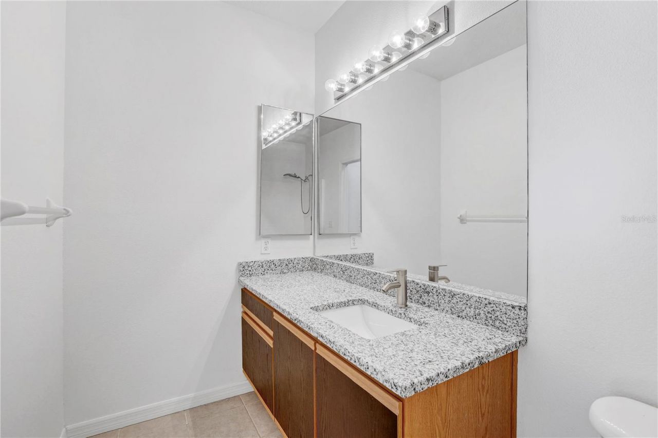 6014 Portsdale Place, Unit 202, Riverview, FL 33578 Photo