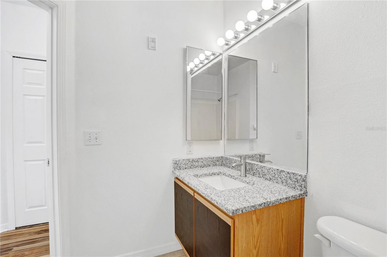 6014 Portsdale Place, Unit 202, Riverview, FL 33578 Photo