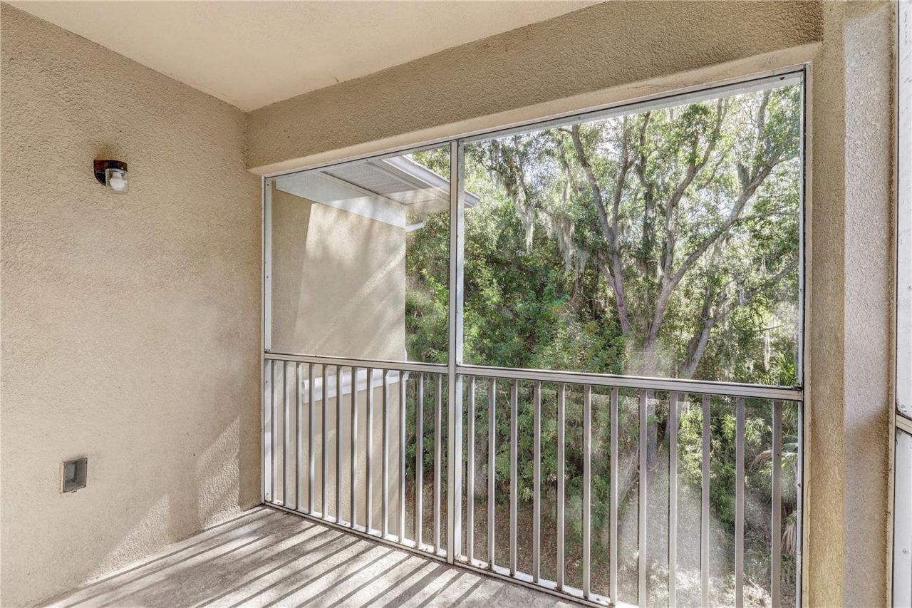 6014 Portsdale Place, Unit 202, Riverview, FL 33578 Photo