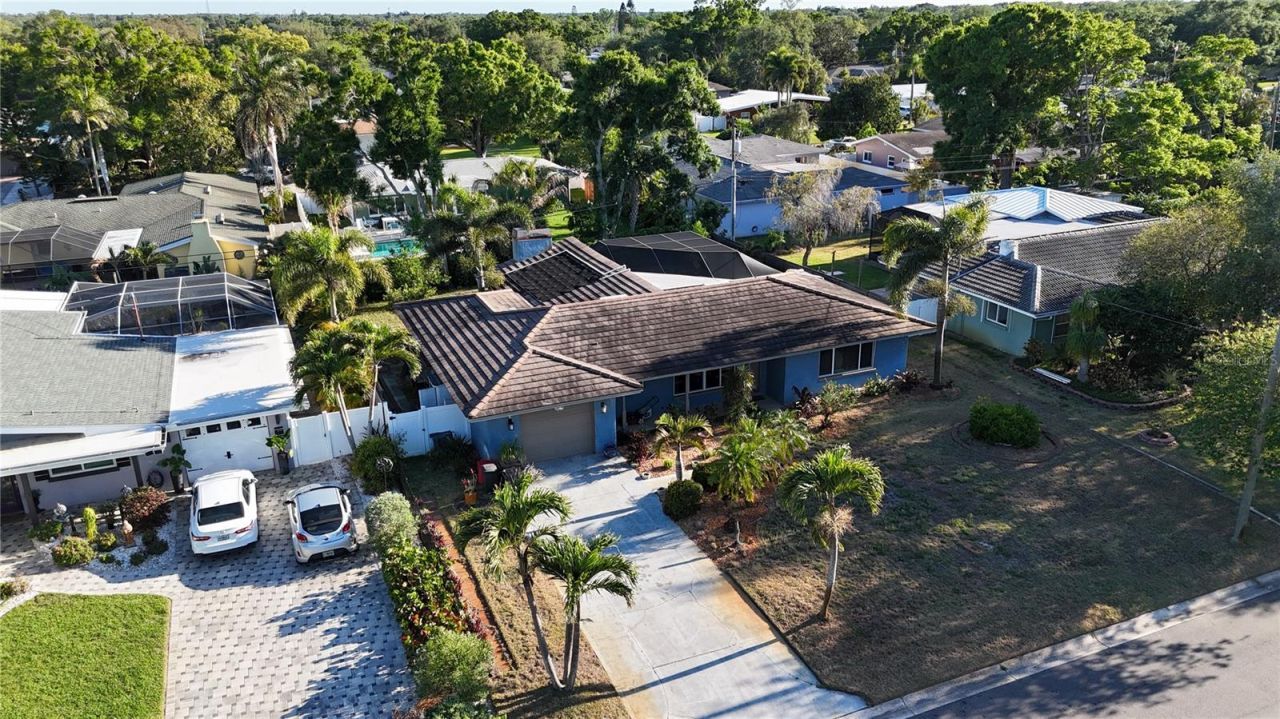 33 Southwind Drive, Belleair Bluffs, FL 33770 Photo