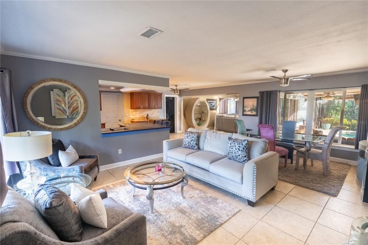 33 Southwind Drive, Belleair Bluffs, FL 33770 Photo